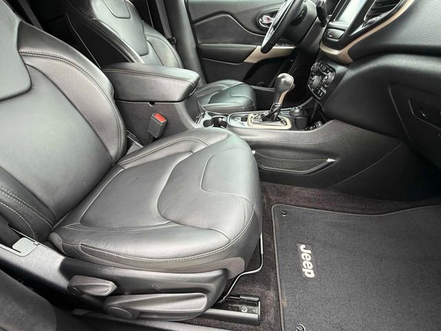 Used 2018 Jeep Cherokee Limited w/ High Altitude Package image 19