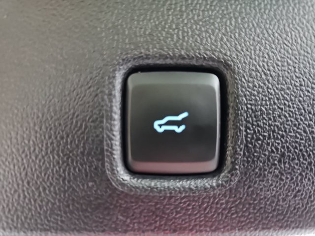 Used 2025 Ford Escape SE FWD image 31
