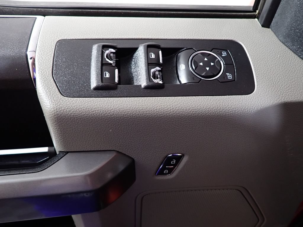 Used 2019 Ford F150 XLT AWD/4WD image 17