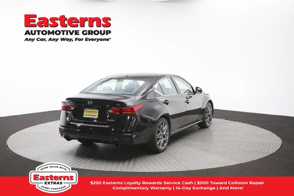 Used 2023 Nissan Altima 2.0 SR FWD image 44