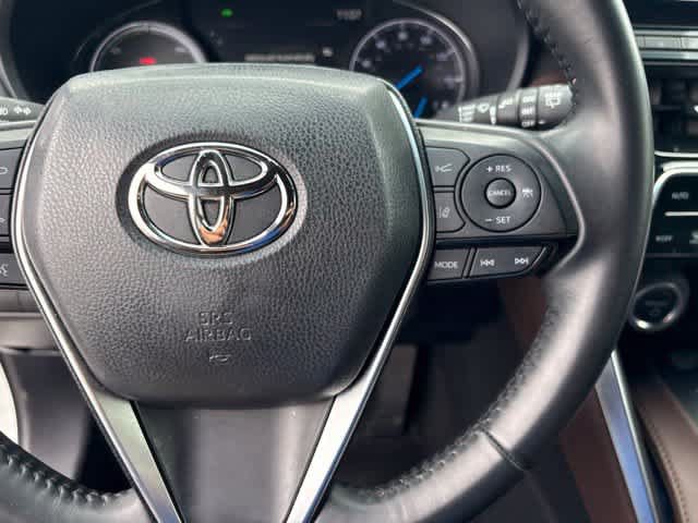 Used 2024 Toyota Venza XLE AWD/4WD image 13