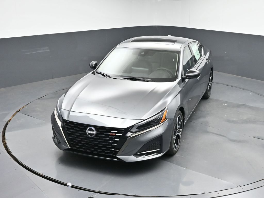 New 2025 Nissan Altima 2.5 SR image 42