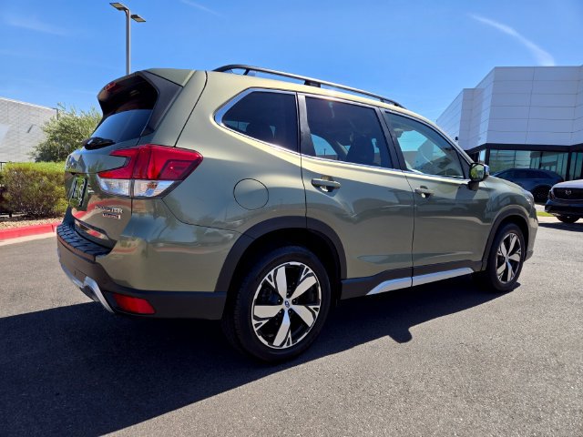Used 2020 Subaru Forester Touring AWD/4WD image 6