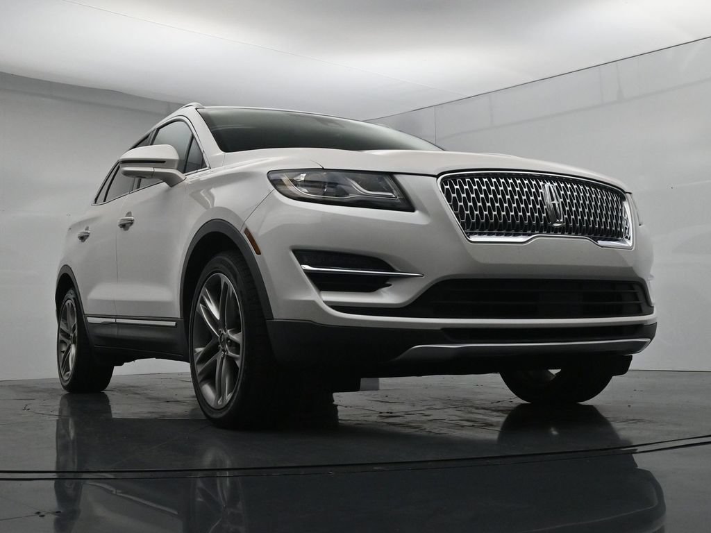 Used 2019 Lincoln MKC Reserve w/ MKC Climate Package AWD/4WD image 18
