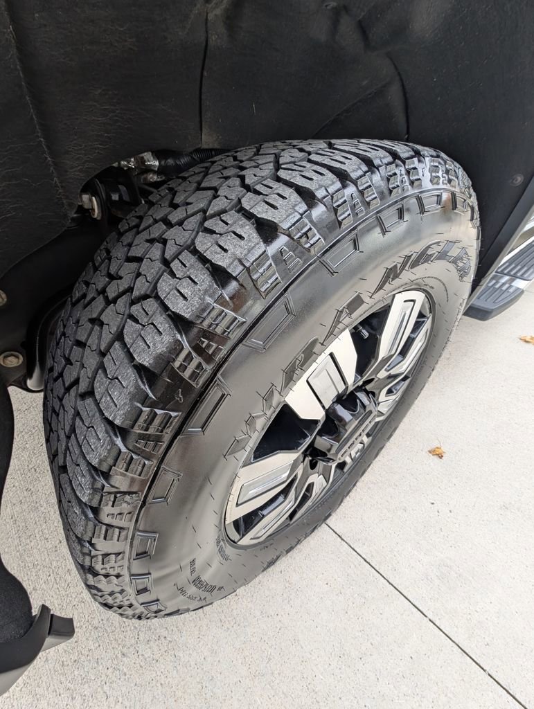 Used 2024 GMC Sierra 2500 Denali w/ Denali Reserve Package image 49