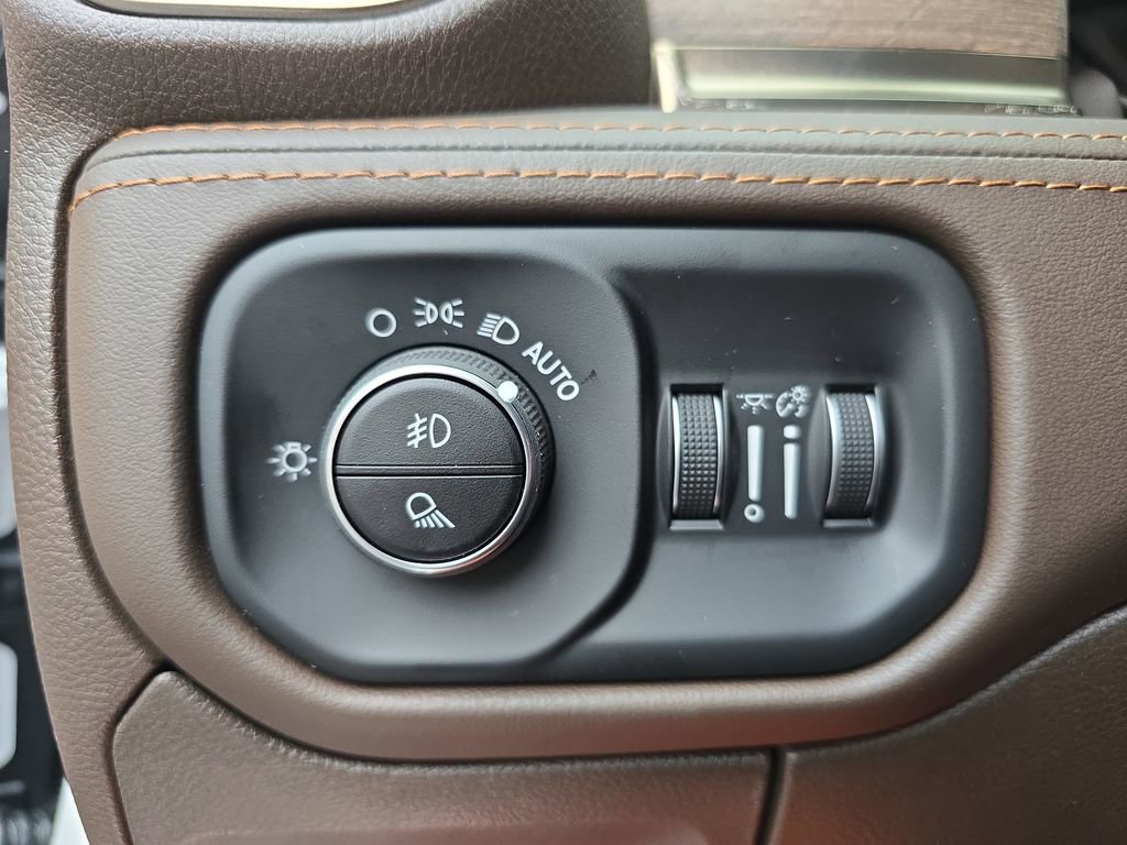 New 2026 RAM 1500 Limited AWD/4WD image 27