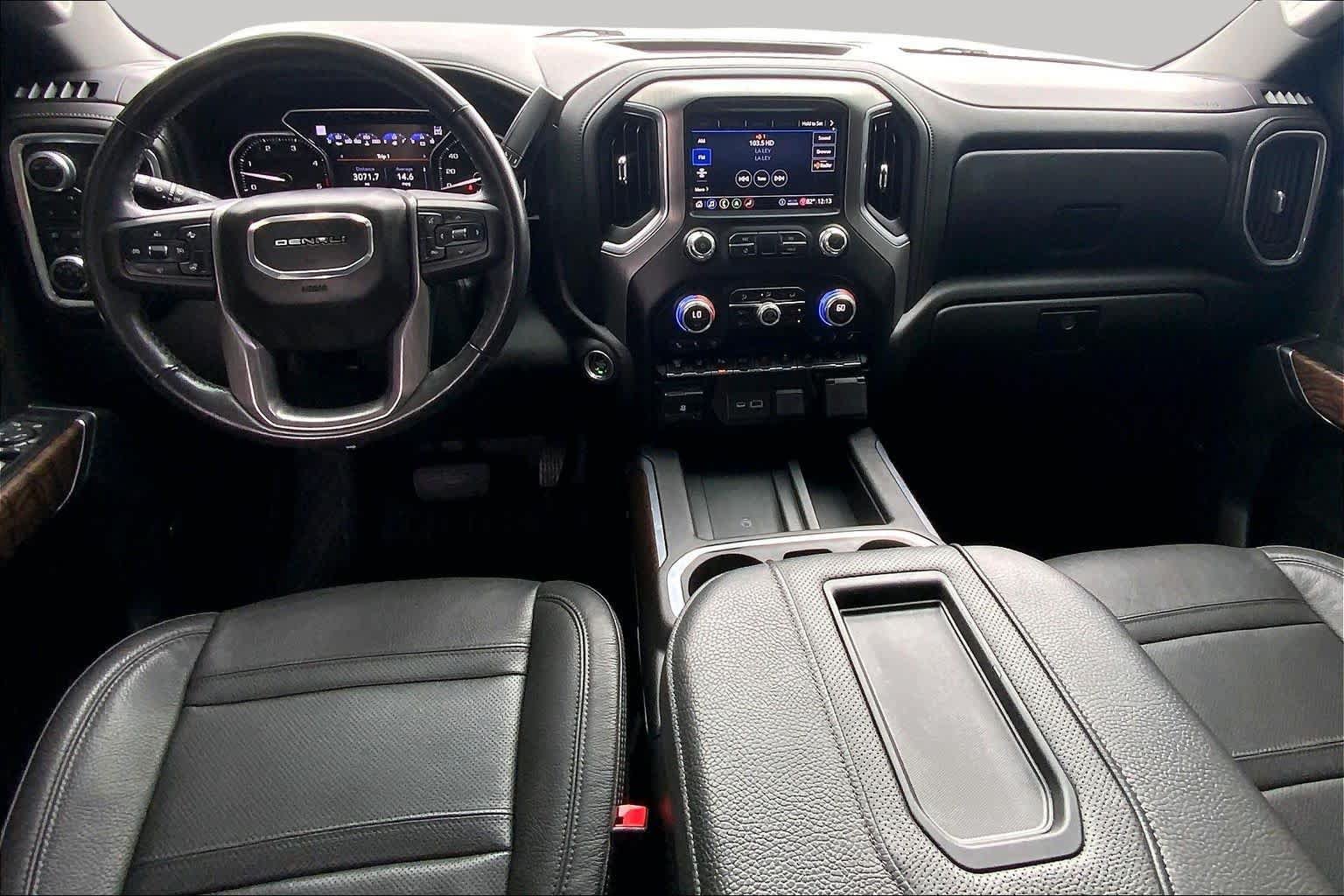 Used 2020 GMC Sierra 2500 Denali w/ Denali Ultimate Package AWD/4WD image 16