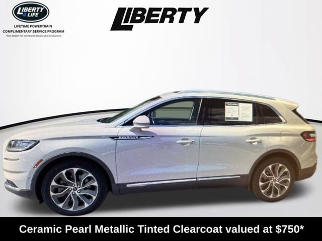 Used 2023 Lincoln Nautilus Reserve w/ Equipment Group 201A AWD/4WD image 3