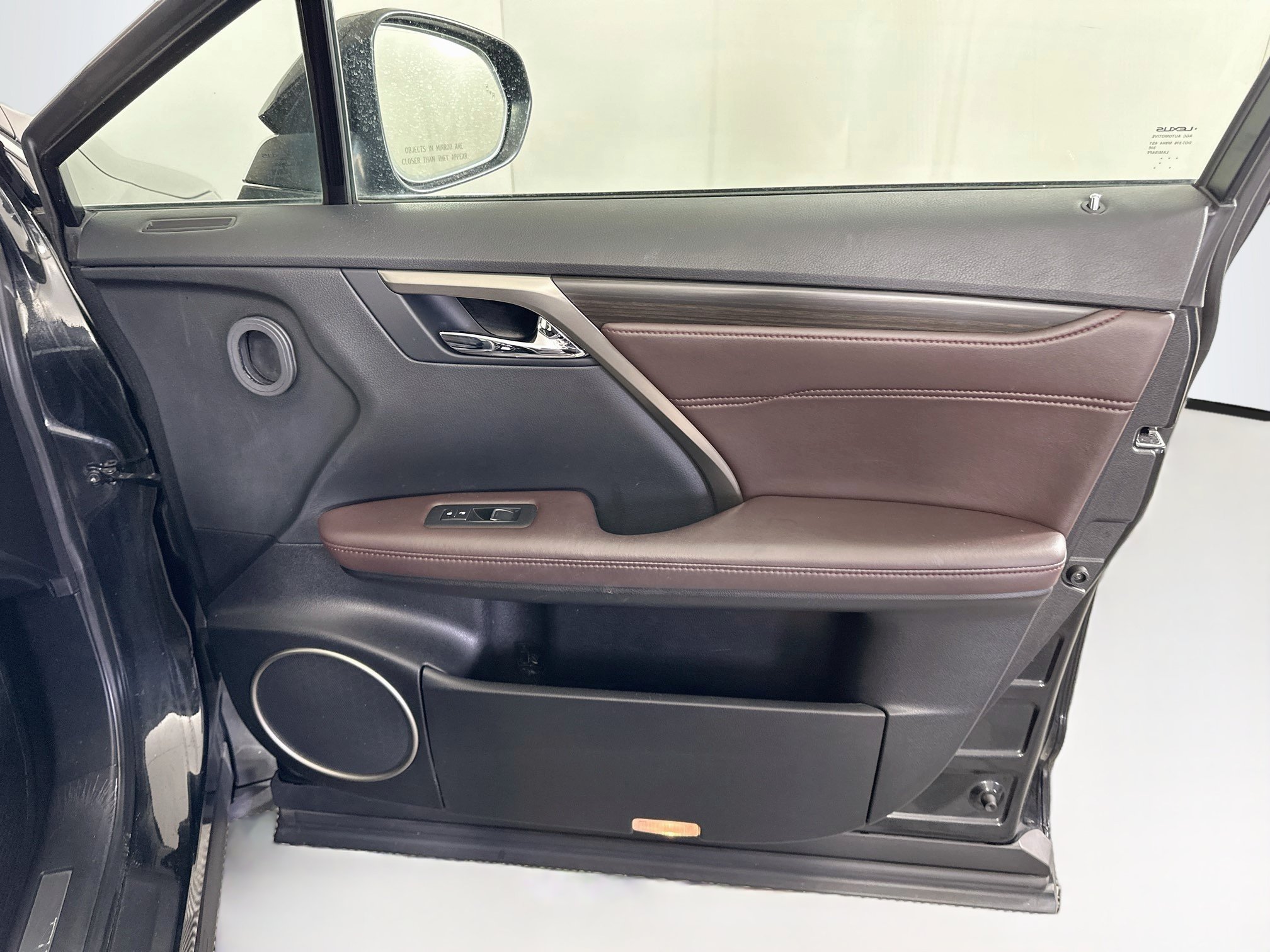 Used 2017 Lexus RX 450h AWD w/ Cold Weather Package image 34