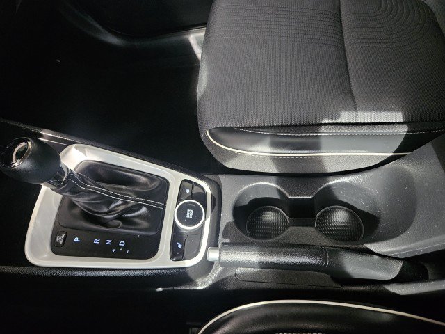 Used 2026 Hyundai Venue SEL FWD image 25