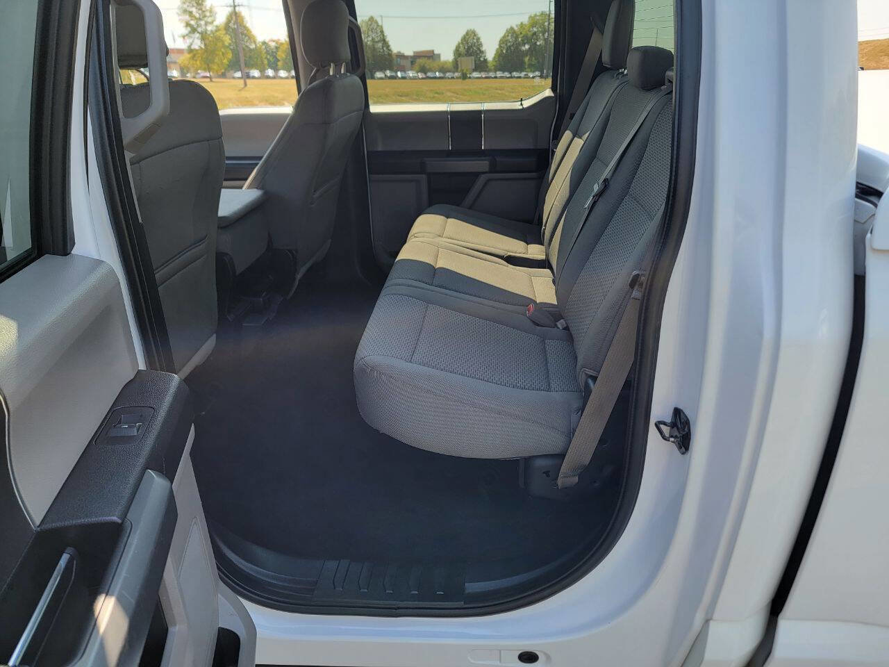 Used 2016 Ford F150 XLT w/ Equipment Group 301A Mid image 17