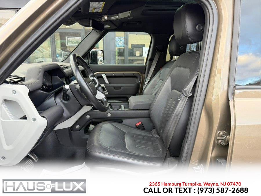 Used 2022 Land Rover Defender 110 X-Dynamic SE image 18