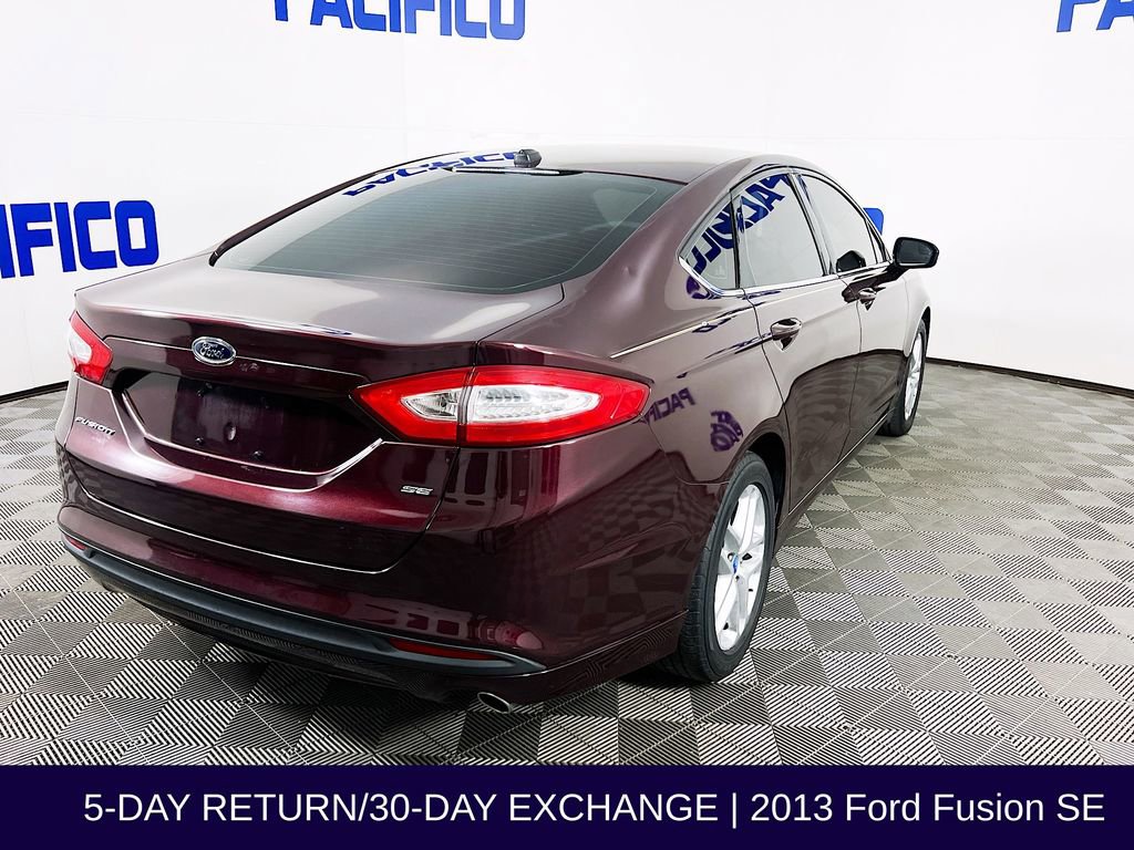 Used 2013 Ford Fusion SE FWD image 8