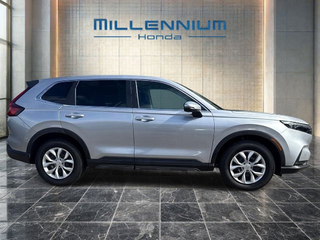 Certified 2025 Honda CR-V LX image 5