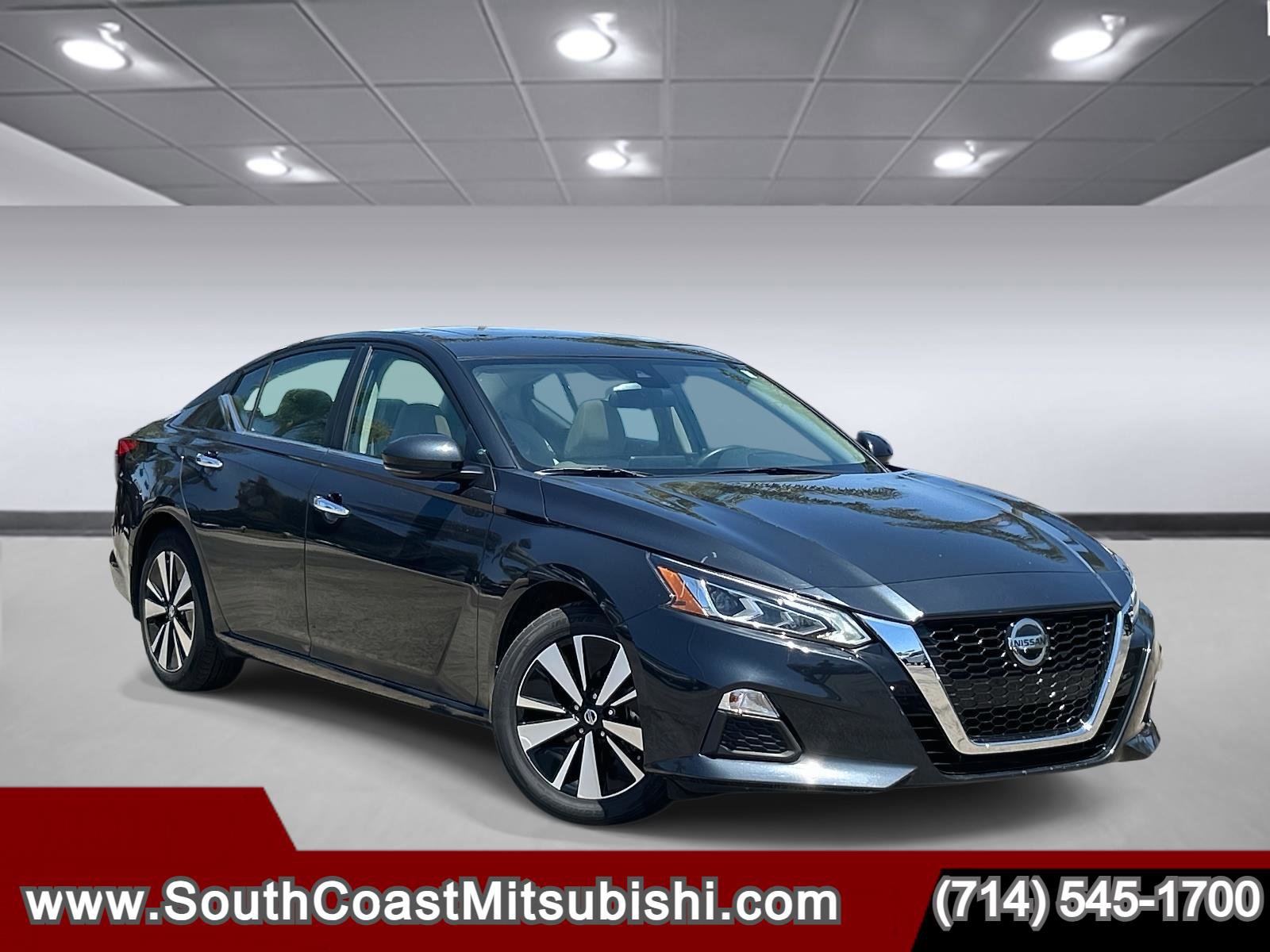 Used 2021 Nissan Altima 2.5 SV w/ SV Premium Package