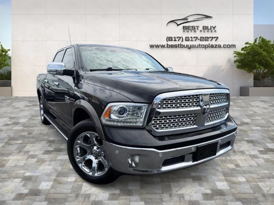 Used 2017 RAM 1500 Laramie w/ Convenience Group AWD/4WD image 1