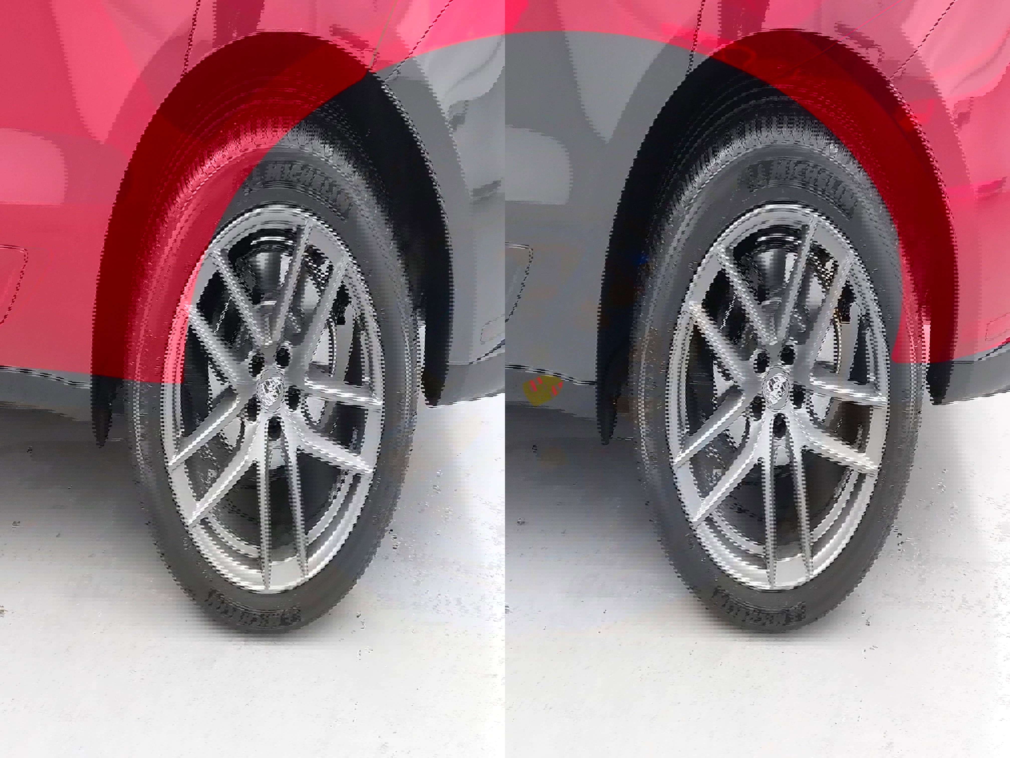 Certified 2025 Porsche Macan image 36