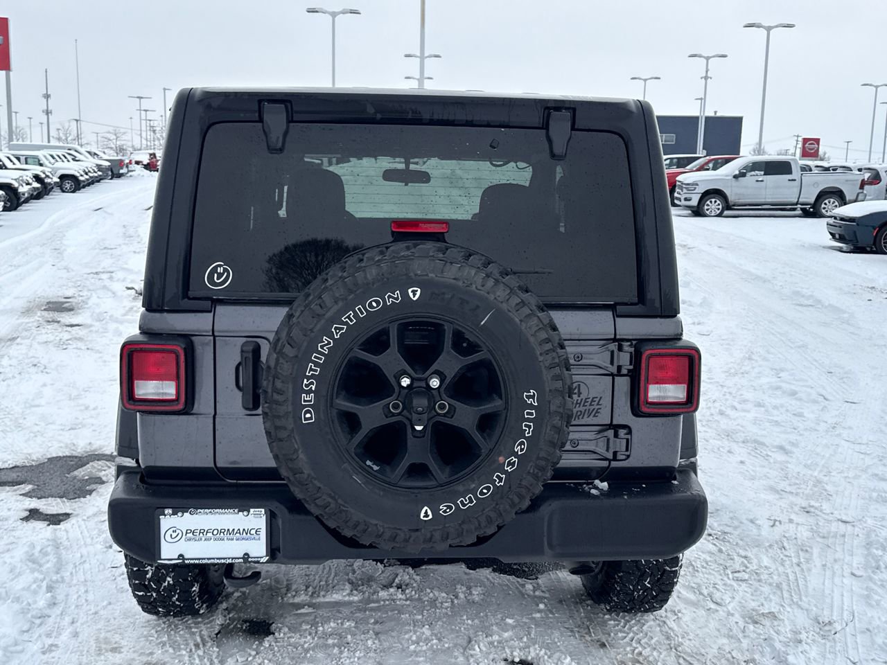 Used 2022 Jeep Wrangler Willys image 4