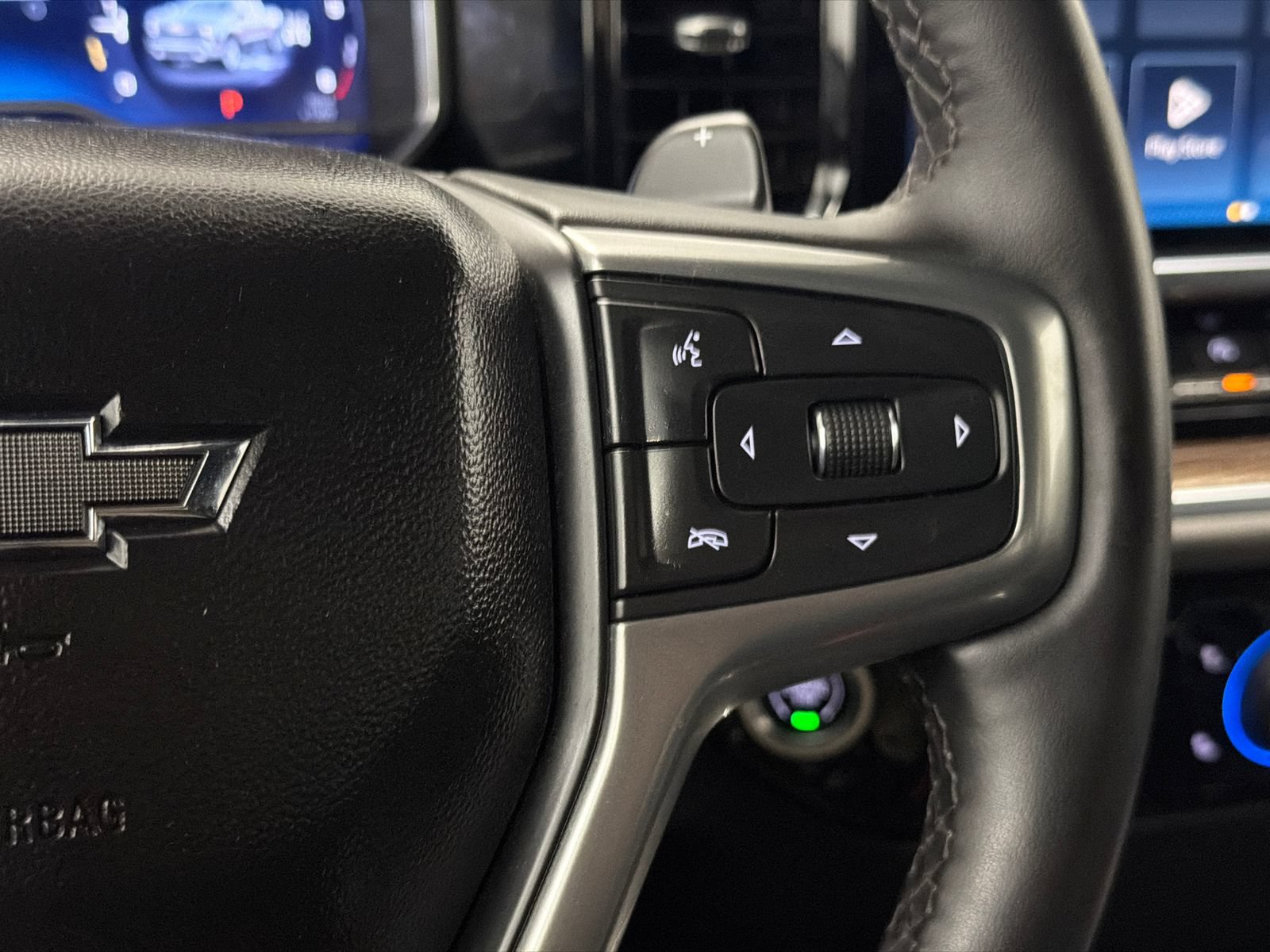 Used 2024 Chevrolet Silverado 1500 RST w/ Convenience Package II AWD/4WD image 17