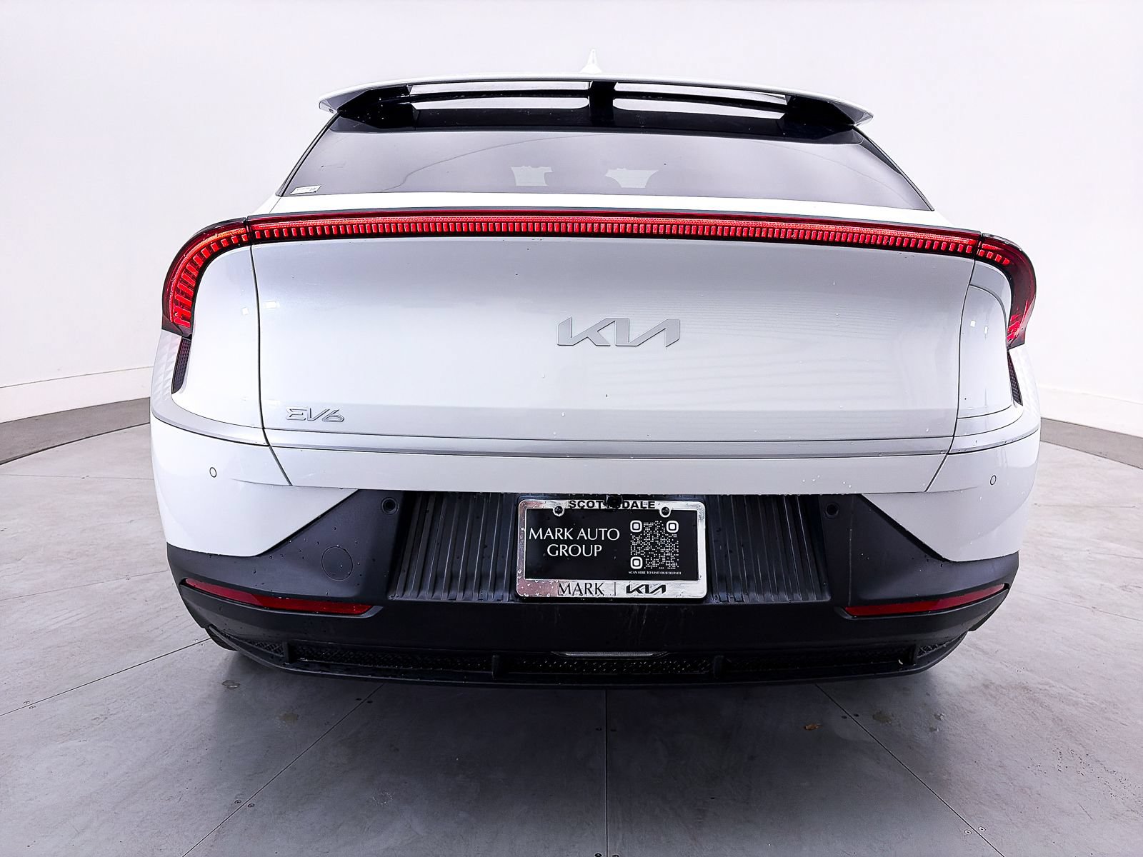 Certified 2022 Kia EV6 Light RWD image 15