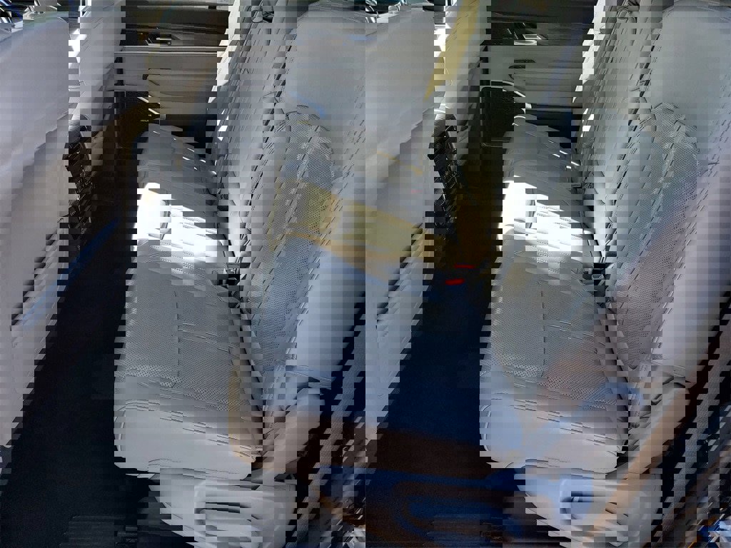 Used 2023 Jeep Wagoneer Series III w/ Preferred Equipment Group image 22