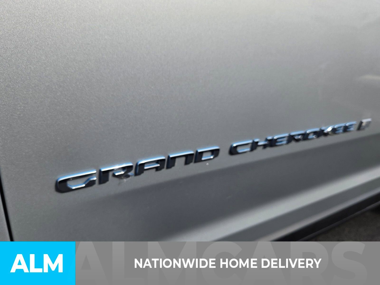 Used 2024 Jeep Grand Cherokee Limited 4xe image 5