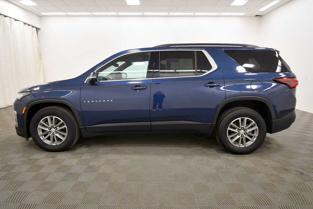 Used 2023 Chevrolet Traverse LT AWD/4WD image 4