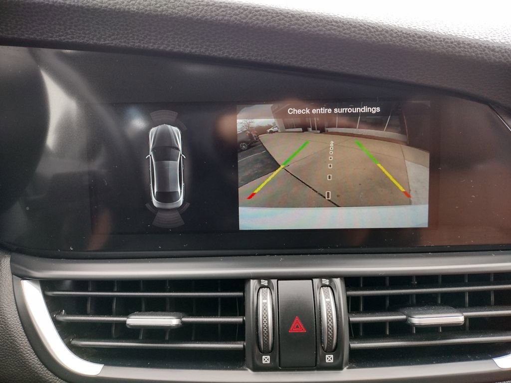Used 2022 Alfa Romeo Giulia Ti image 26