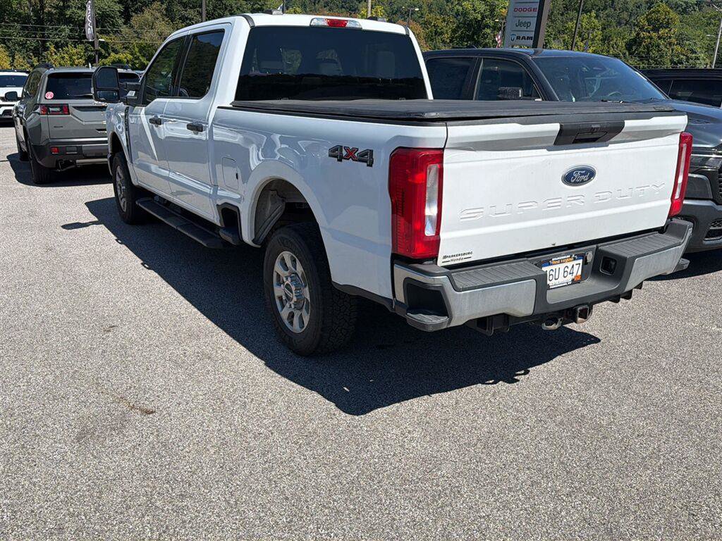 Used 2024 Ford F250 XLT AWD/4WD image 10