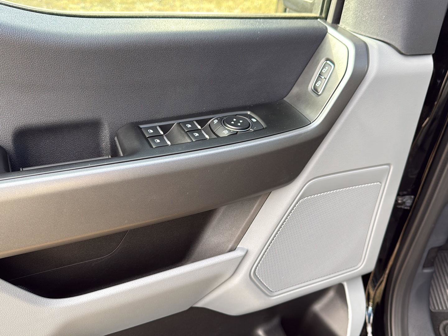 New 2025 Ford F250 XL w/ STX Appearance Package image 18