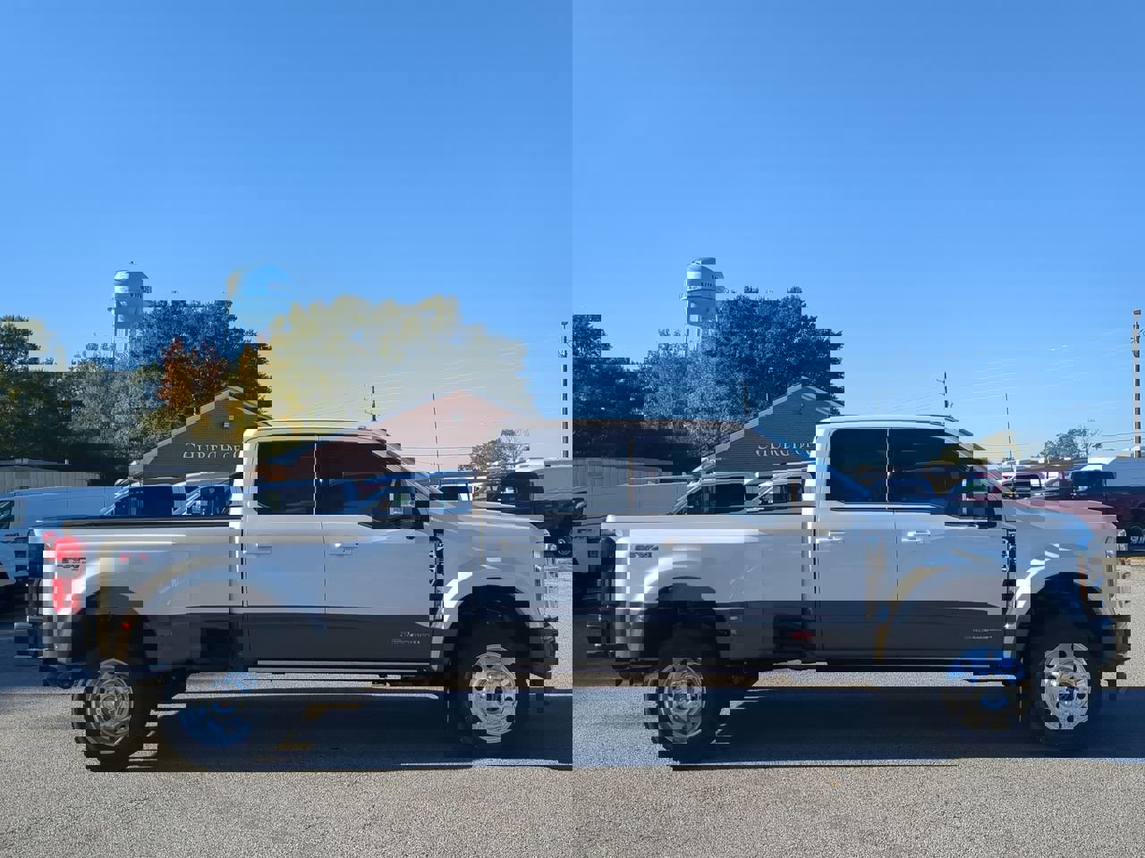 New 2026 Ford F450 King Ranch w/ FX4 Off-Road Package image 2