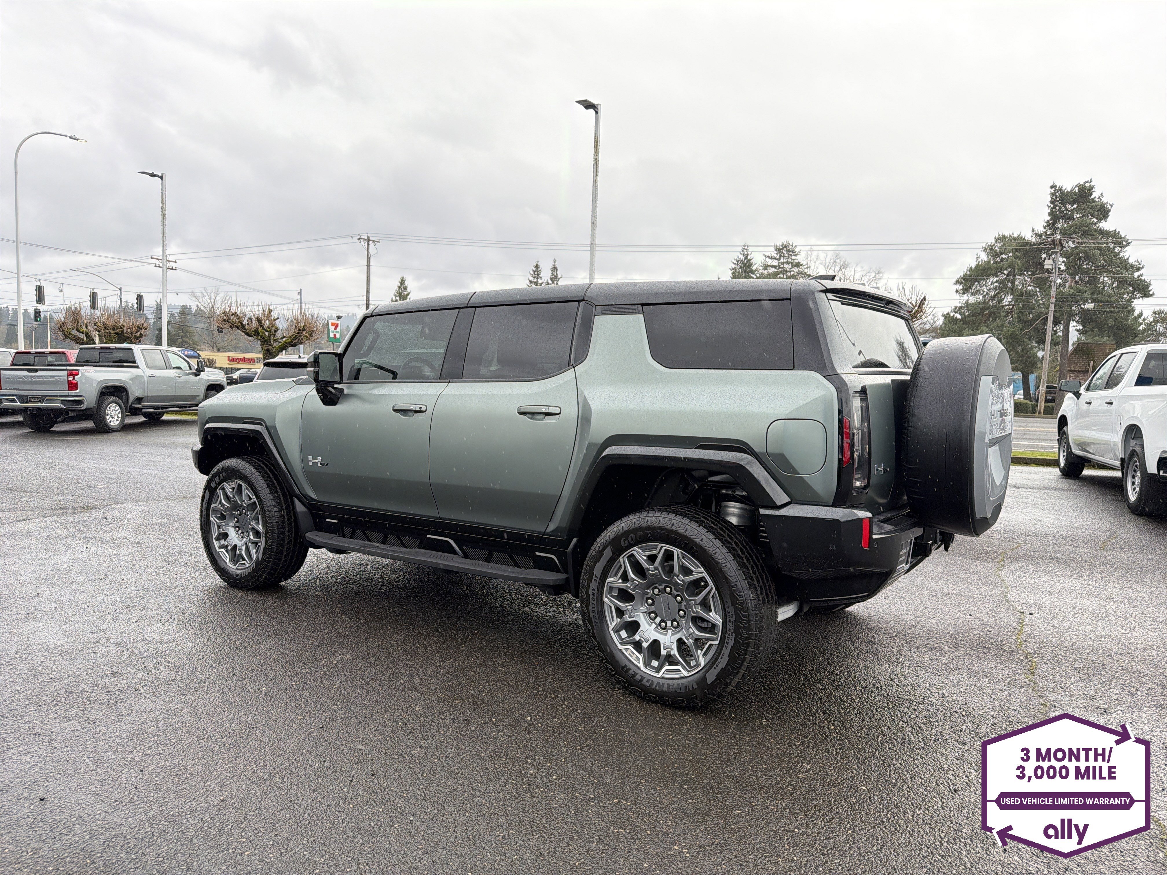 Used 2024 GMC Hummer EV 3X AWD/4WD image 3