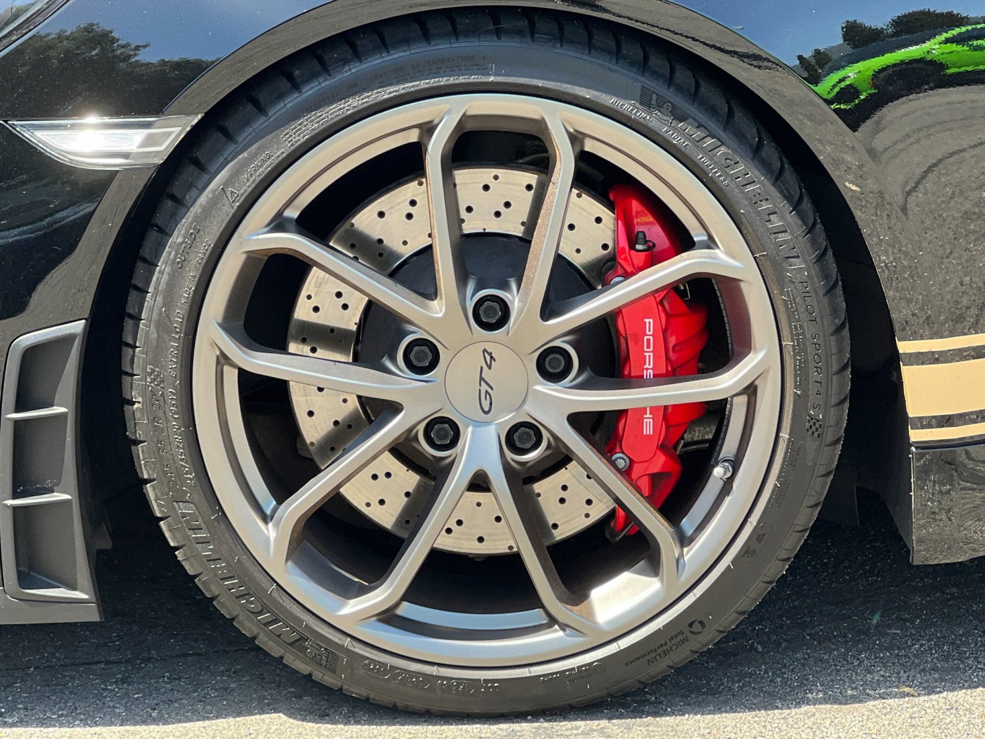 Used 2021 Porsche 718 Cayman GT4 RWD image 29