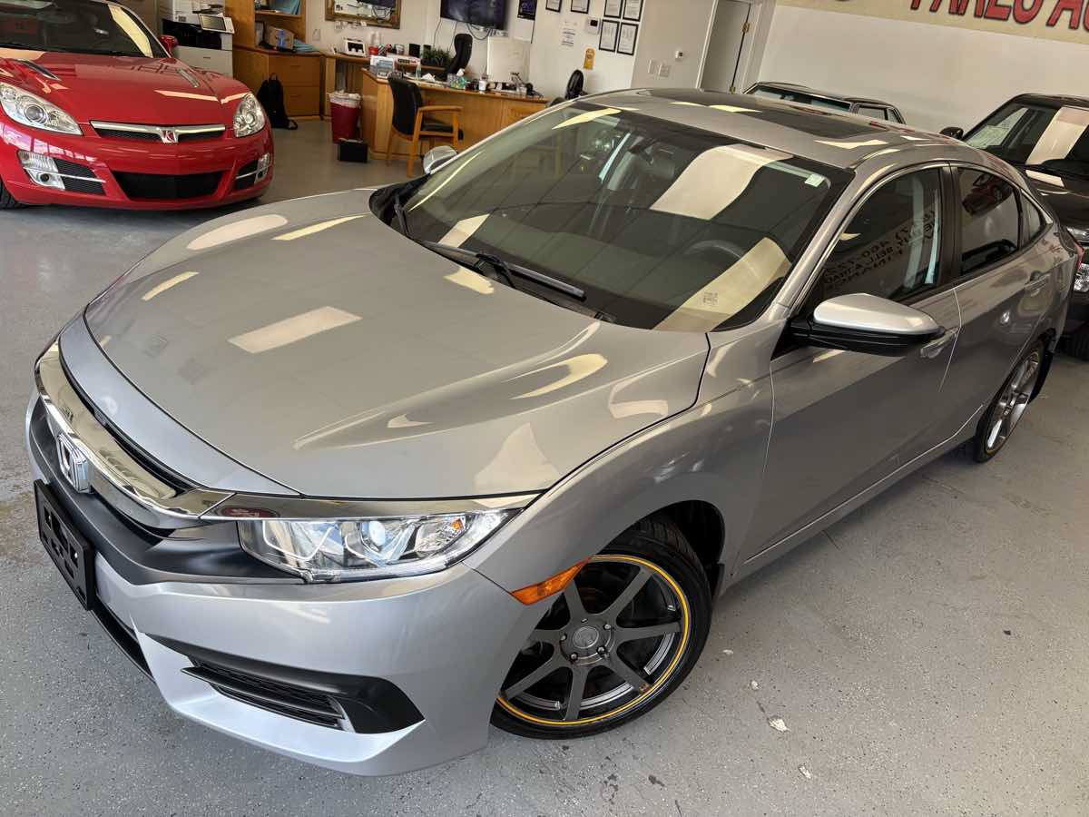 Used 2016 Honda Civic EX image 7