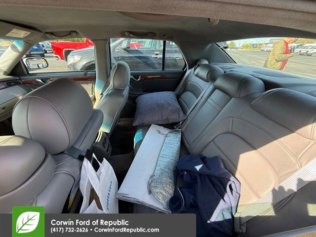 Used 2004 Cadillac De Ville w/ Equipment Group FWD image 12