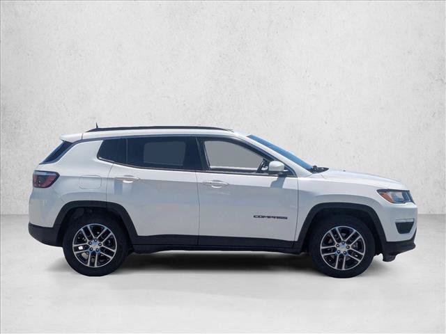 Used 2019 Jeep Compass Latitude FWD image 4
