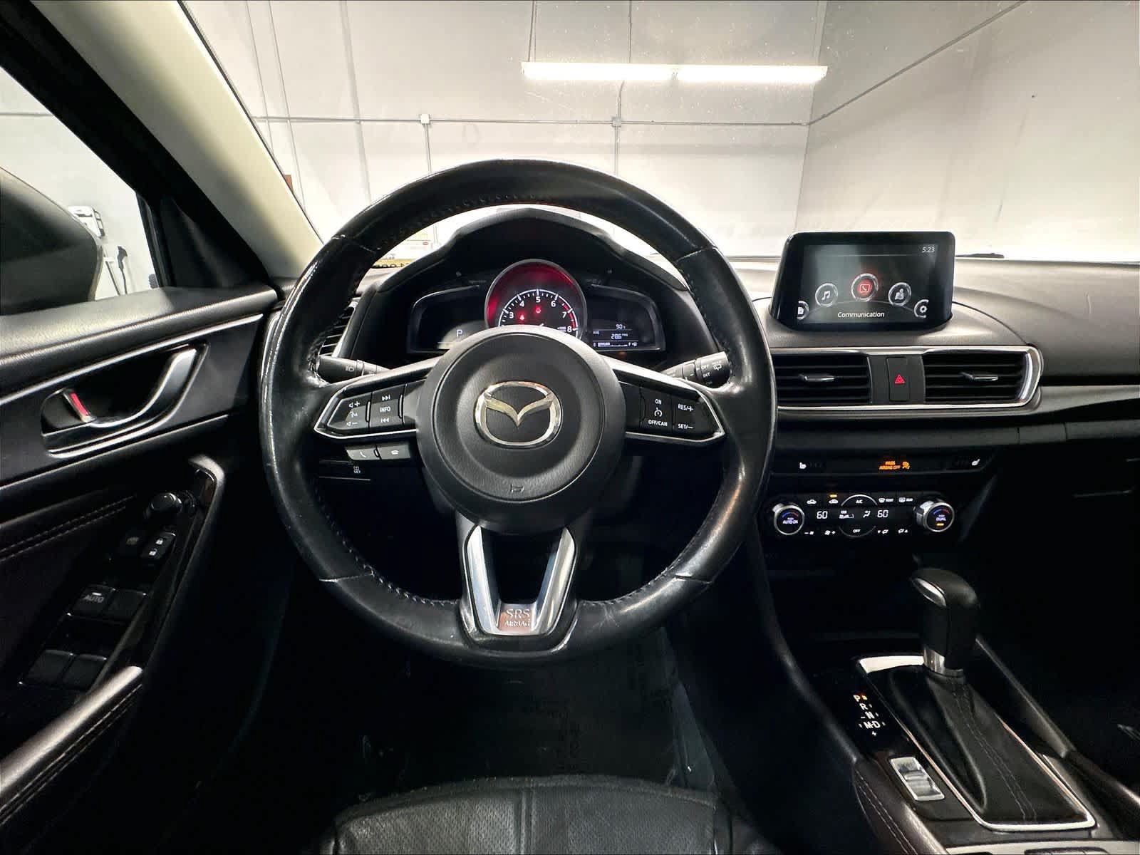 Used 2017 MAZDA MAZDA3 Grand Touring FWD image 8