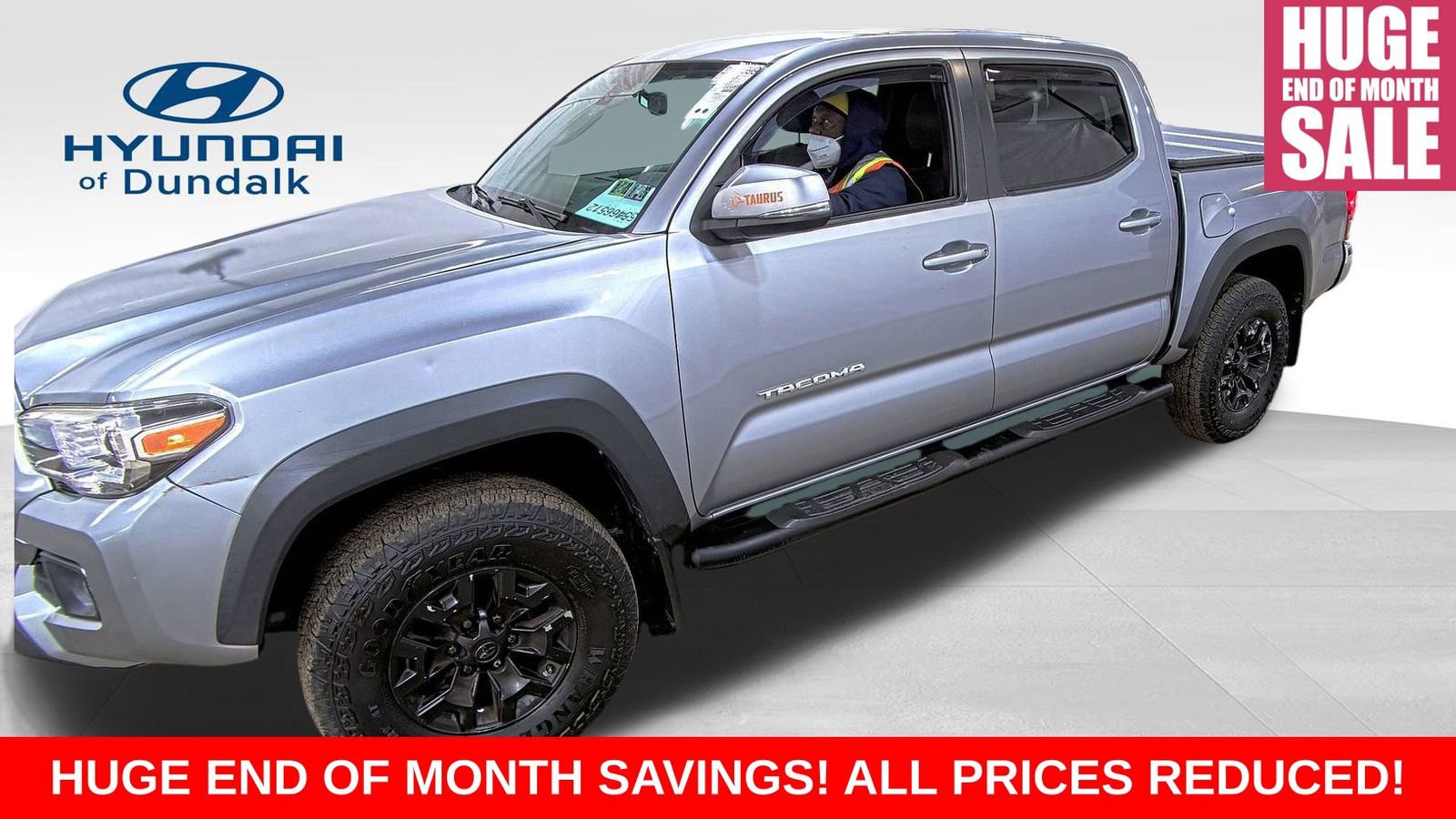 Used 2019 Toyota Tacoma TRD Off-Road image 1