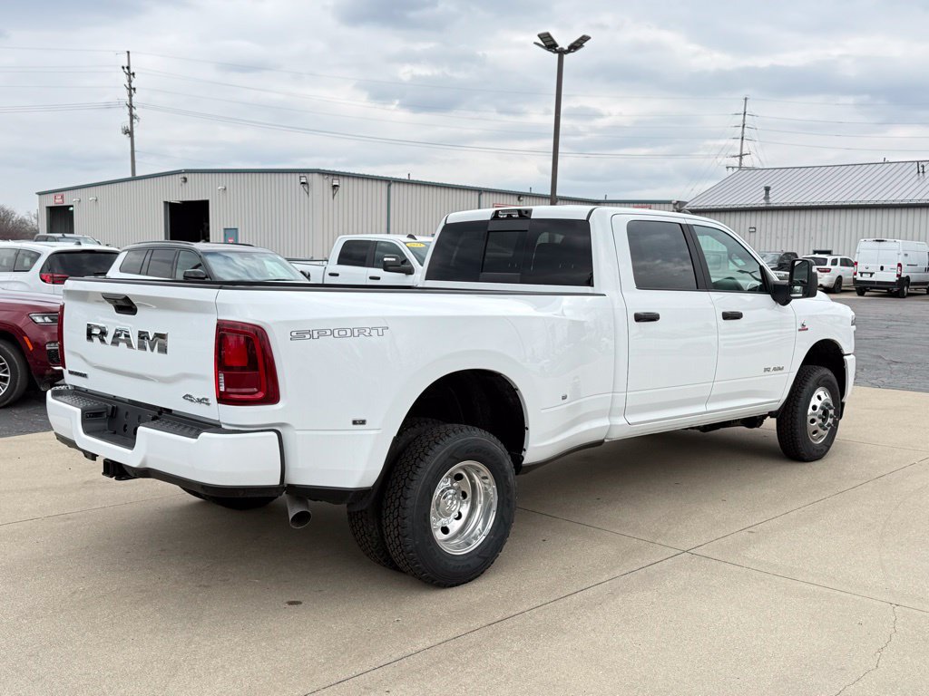 New 2026 RAM 3500 Big Horn AWD/4WD image 7