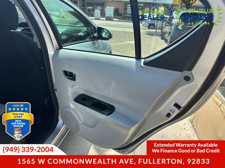 Used 2016 Toyota Prius C Two FWD image 18