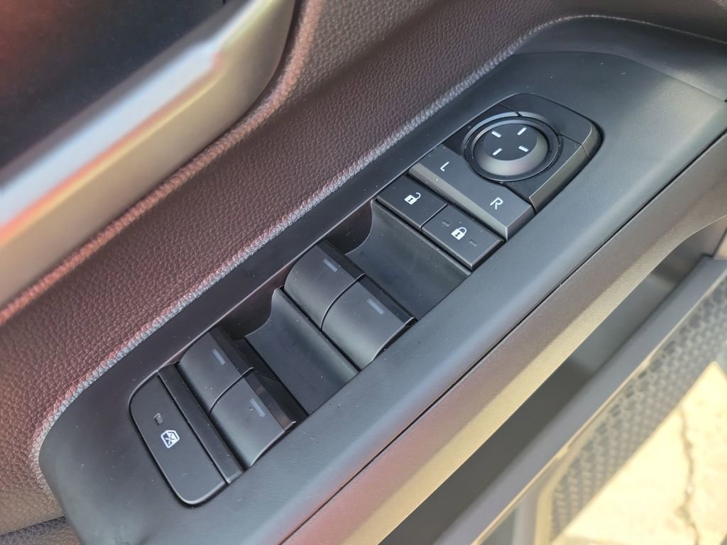 Certified 2025 Toyota Tacoma TRD Sport image 12