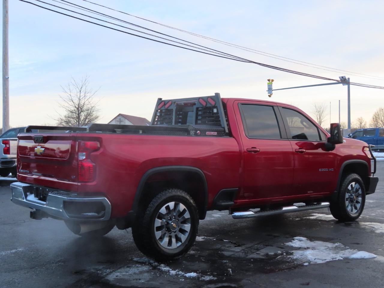 Used 2024 Chevrolet Silverado 2500 LT AWD/4WD image 6