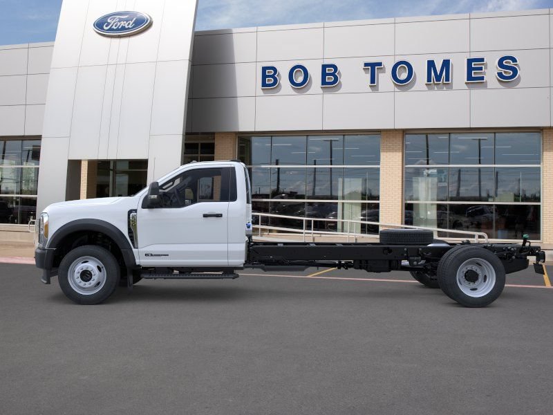 New 2026 Ford F550 4x4 Regular Cab Super Duty image 4