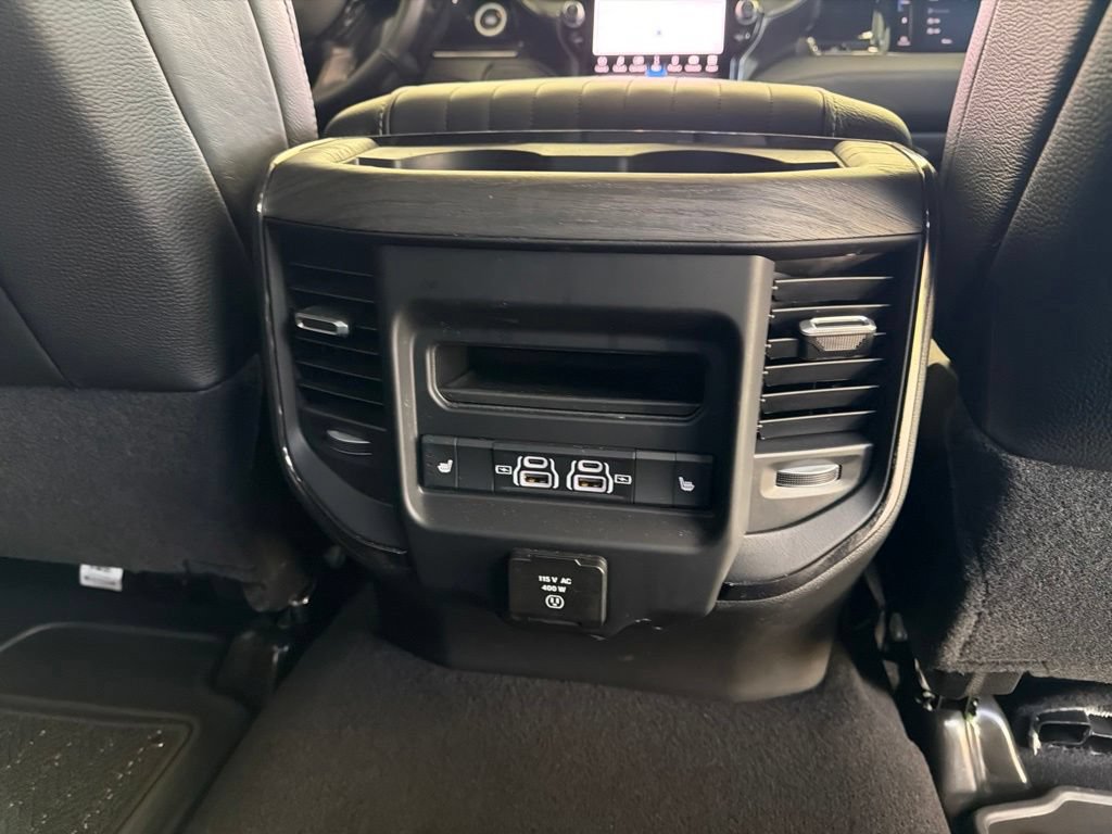 Used 2026 RAM 2500 Limited AWD/4WD image 42