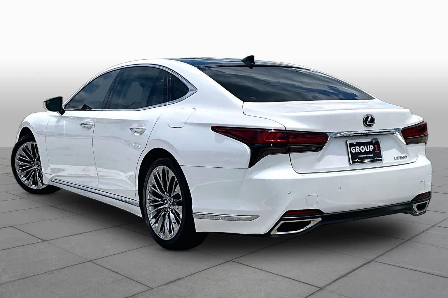 Used 2022 Lexus LS 500 w/ Interior Upgrade Package RWD image 12