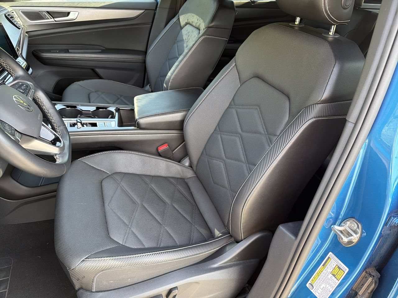 Used 2024 Volkswagen Atlas Cross Sport SE FWD image 17
