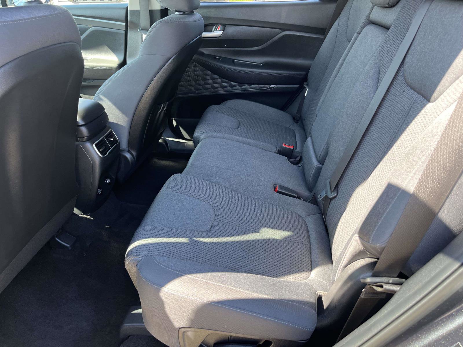 Certified 2023 Hyundai Santa Fe SEL FWD image 7