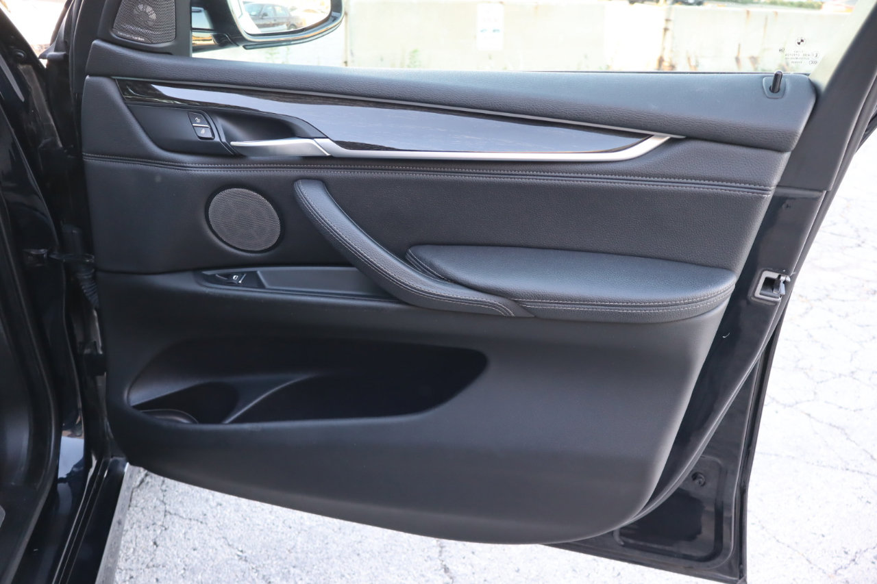 Used 2018 BMW X5 xDrive35i w/ M Sport Package image 22