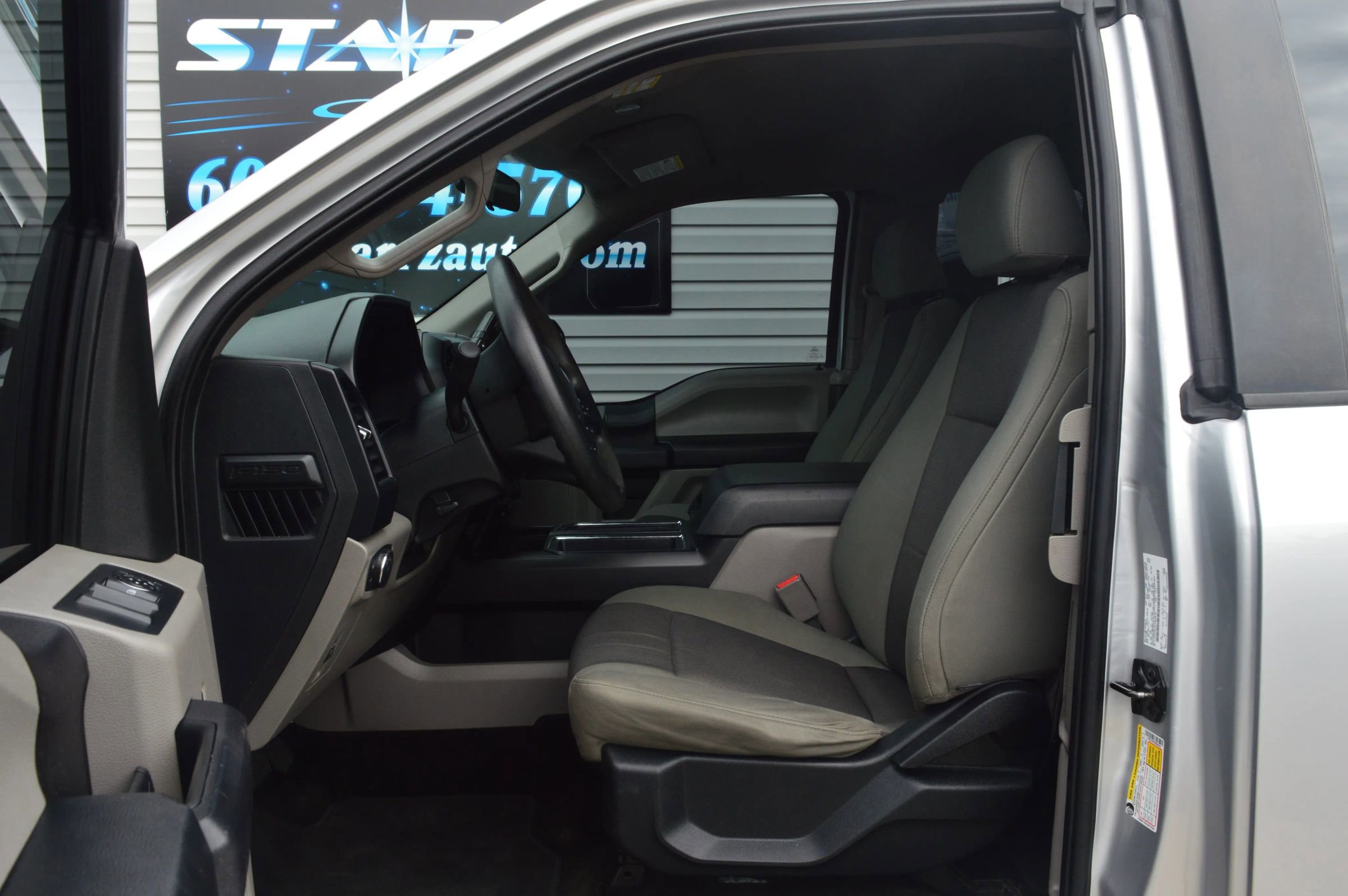 Used 2015 Ford F150 XL w/ Equipment Group 101A Mid image 10