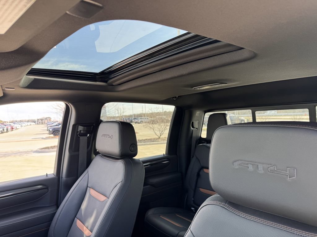 Used 2024 GMC Sierra 2500 AT4 w/ AT4 Premium Plus Package image 26